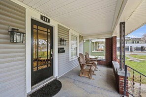 Exterior detail - Spacious Louisville retreat w/ pingpong & backyard (Louisville)