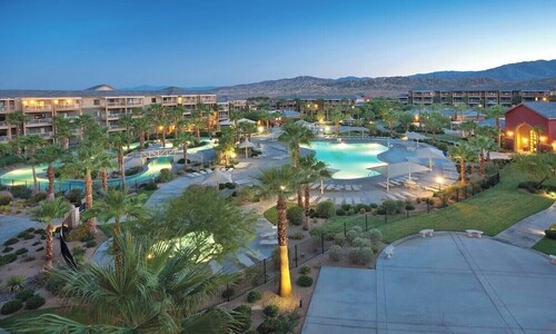 Charming Wyndham 2-Bedroom Indio Condo with Loads of Resort Amenities
