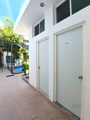 Exterior detail - Shared Pool Oasis  Near Malecon  BBQ  Wi-Fi (La Paz)