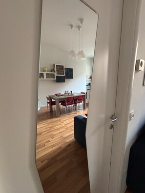 Dining - Milhouse Loft -Metro M1 | 6 guests | CityLife & San Siro (Milano)