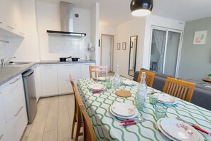 Dining - Vrbo Property (Torcy)