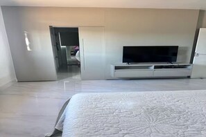 3 bedrooms, WiFi