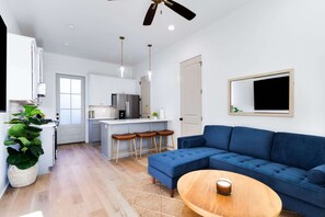 Smart TV, offices