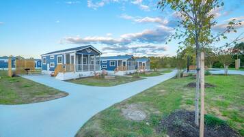 Deluxe Cottage, 2 Bedrooms, Mountain View | Exterior