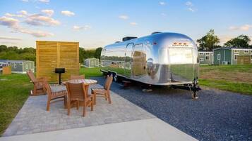 Mobile Home, Mountain View | Outdoor dining