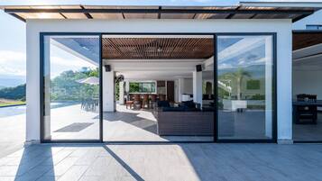 Villa, 5 Bedrooms, Accessible, Smoking | Exterior