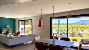 Interior - Villa César "a haven of peace with breathtaking views (Chusclan)