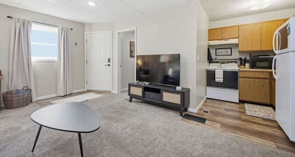 Cozy 1-bedroom apartment in peaceful Wathena with AC