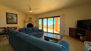 TV - Charming 3-Bedroom Beachfront Home Bahia Delfin (Las Conchas)