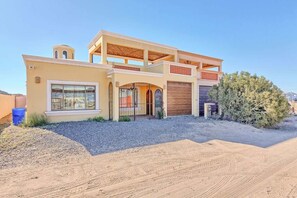 Exterior - Cozy, Quiet & Beautiful Home Borracho Flat (Bahía la Choya)