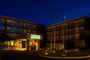 Exterior - Baymont By Wyndham Schaumburg Chicago Northwest (Schaumburg)