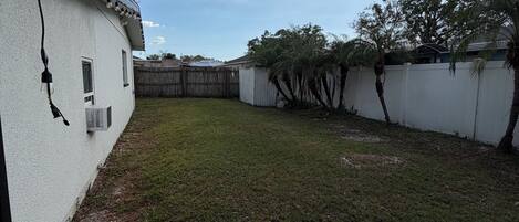 Enceinte de lâhĂ©bergement