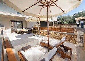 Deluxe Duplex, Mountain View | Terrace/patio - Nicole Collection - Meganisi Cove Suites (Meganisi)