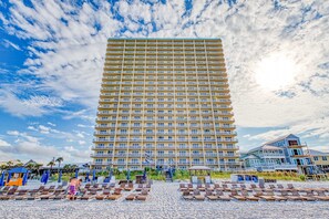 Exterior - Gulf Front condo with Pools, Beach access and Gym (Panama City Beach)