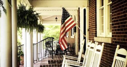 Timeless Elegance at a Historic Kentucky Inn