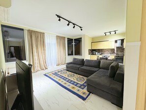 Family Apartment, Park View | Living area - Amra Apartment  (Berat)