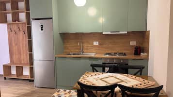 Appartamento familiare, 2 camere da letto, vista montagna | Area soggiorno