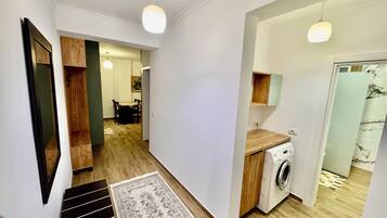 Family Apartment, 2 Bedrooms, Mountain View | Living area
