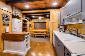 Private kitchen - Rustic cabins in the pines 2 cabin property sleeps 14 (Island Park)