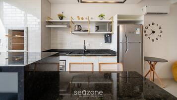 Basic Apartment | Private kitchen