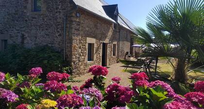 Le Petit Menhir Vacation Rental
