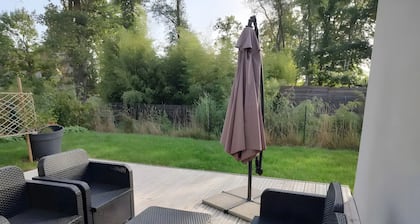 Holiday Home 'Logis Des 2 Chênes' with Private Terrace, Private Garden and Wi-Fi