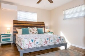 2 Schlafzimmer, Schreibtisch, Bügeleisen/Bügelbrett, WLAN
