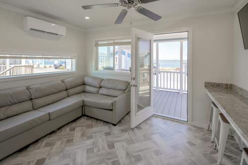 Cottage, Balcony, Sea View | Living area