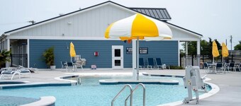 Chincoteague Bay RV Resort & Cottages
