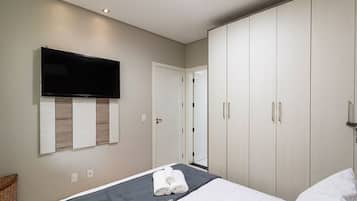 Apartment | 1 bedroom, premium bedding, blackout drapes, free WiFi
