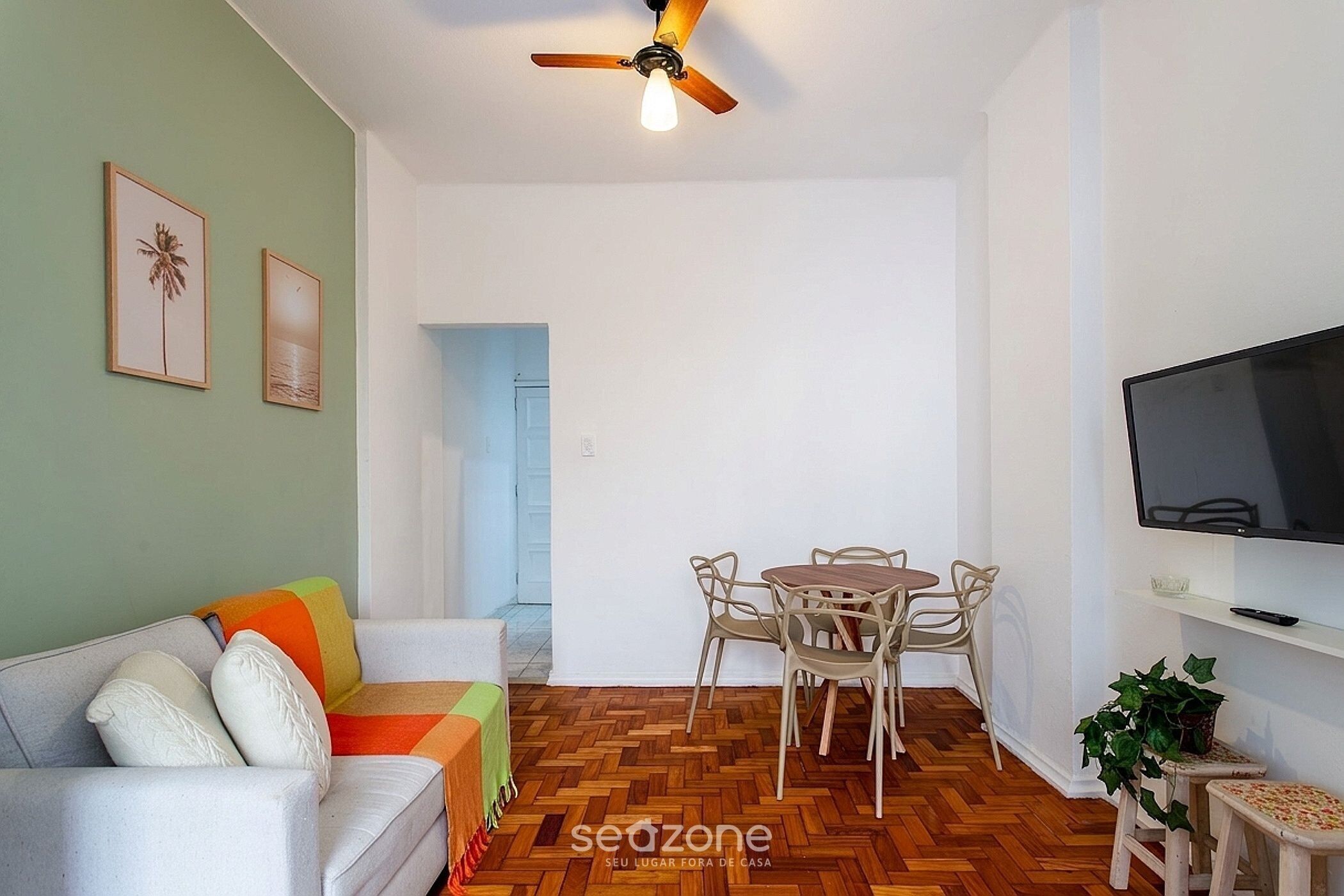 Apartment | Living area