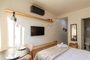 Departamento | 1 habitación, ropa de cama de alta calidad y cortinas blackout 