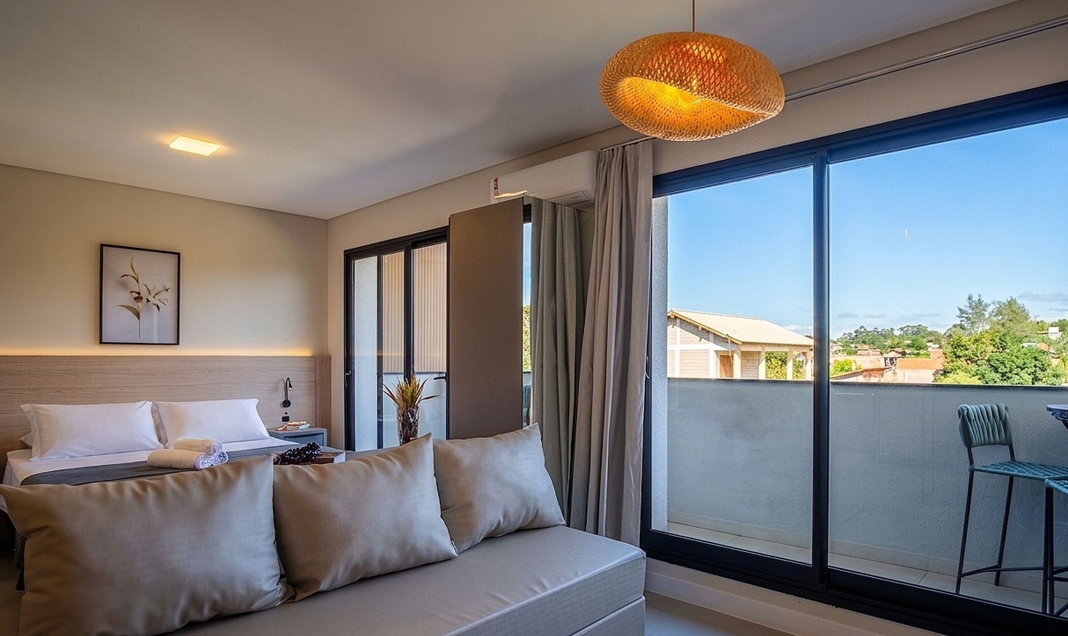 Apartment | Living area | Smart TV