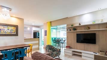 Apartamento | Área de estar | Smart TV