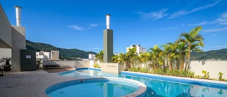 Apartment | Pool
