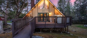 Bass Lake Chalet- A Frame w/ Hot Tub
