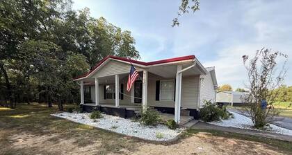 Farm stay on 30 acres in Paducah, Kentucky