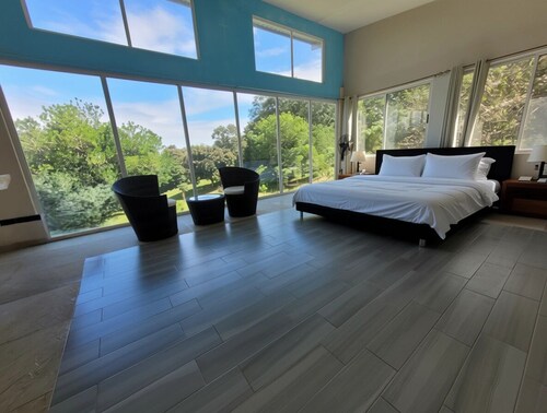 Luxury Lake Arenal Villa surrounded by Nature