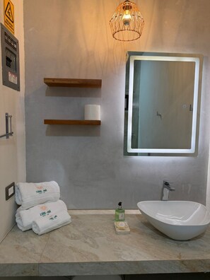Standard Double Room, Non Smoking | Bathroom - Hotel Lool-Ha Holbox (Holbox)