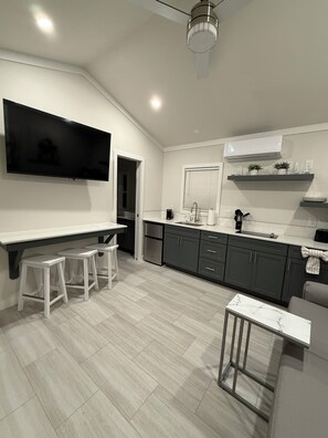 Cottage | Living area | 42-inch Smart TV with digital channels