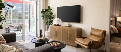 TV