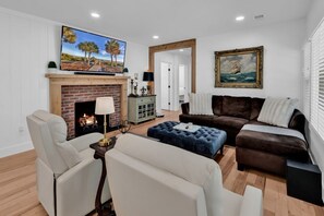 TV - Myrtle Beach Family Retreat | Spacious 4BR Home (Myrtle Beach)