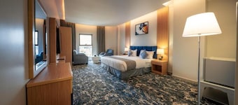 Pearly Hotel