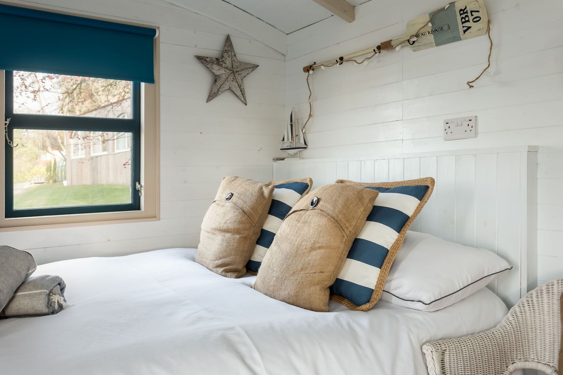 Watersedge Cabin - Luxury Cottages - Fareham