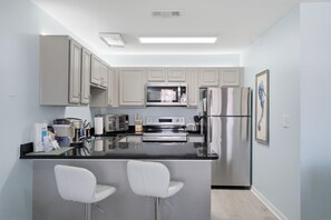 Condo, 1 Queen Bed with Sofa bed (Grand Caribbean East 107) | Private kitchen - Grand Caribbean East 107 (Pensacola)
