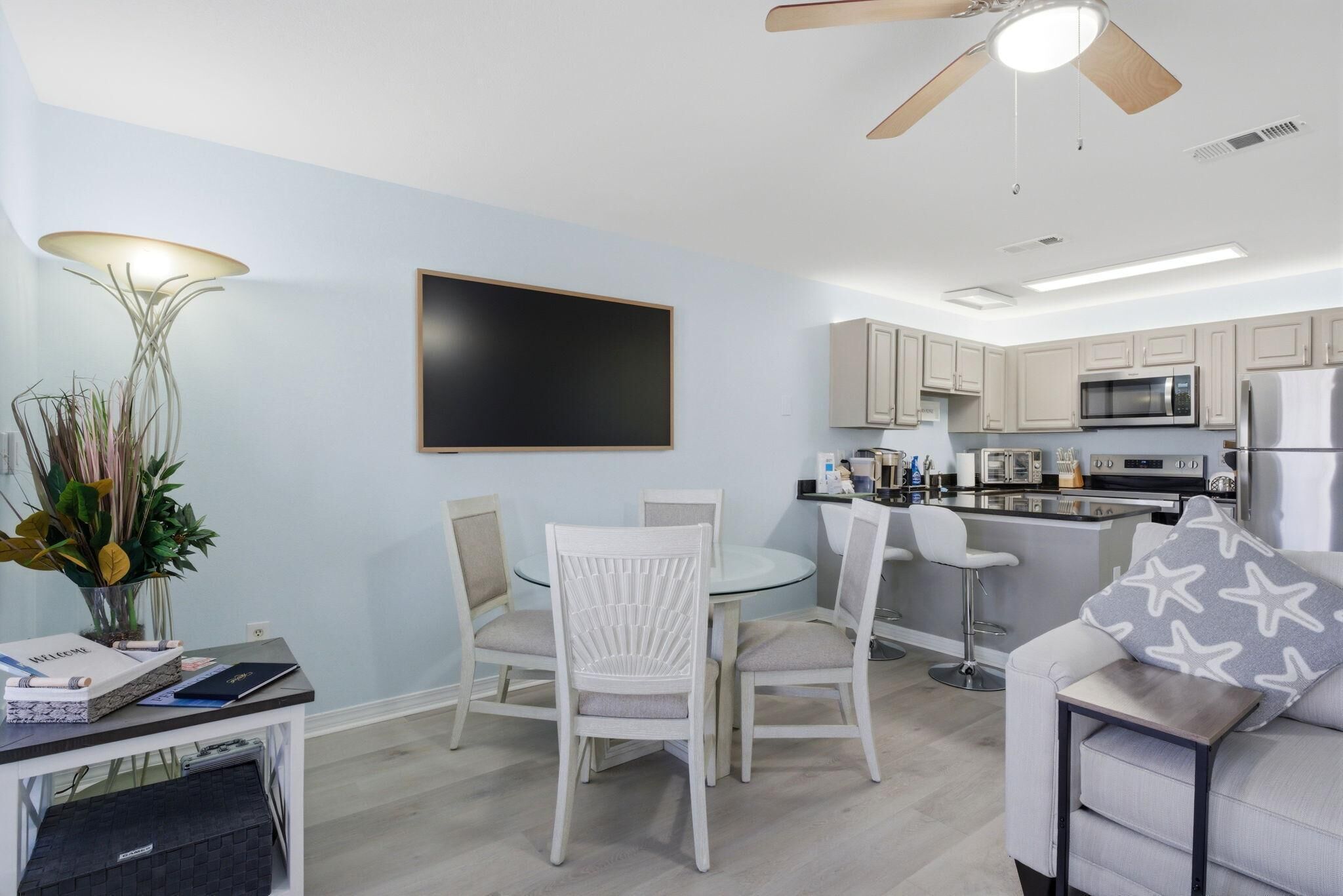 Huoneisto, 1 keskisuuri parisänky ja vuodesohva (Grand Caribbean East 107)