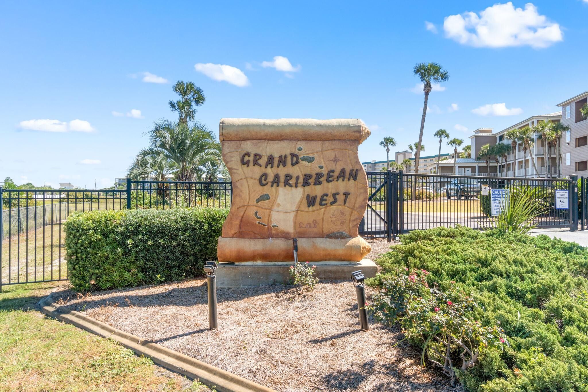 Appart'hôtel, plusieurs lits (Grand Caribbean West 303) | Enceinte de l ’hébergement