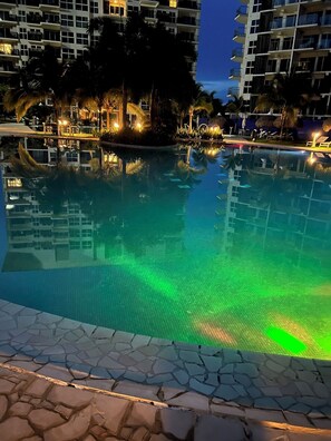 Outdoor pool - Oceanfront 4BR Suite on the Beach Playa Caracol Beach Club and Resort (Chame)