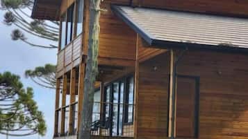 Cabana, vista para o lago | Fachada