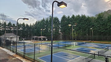 Sportplatz